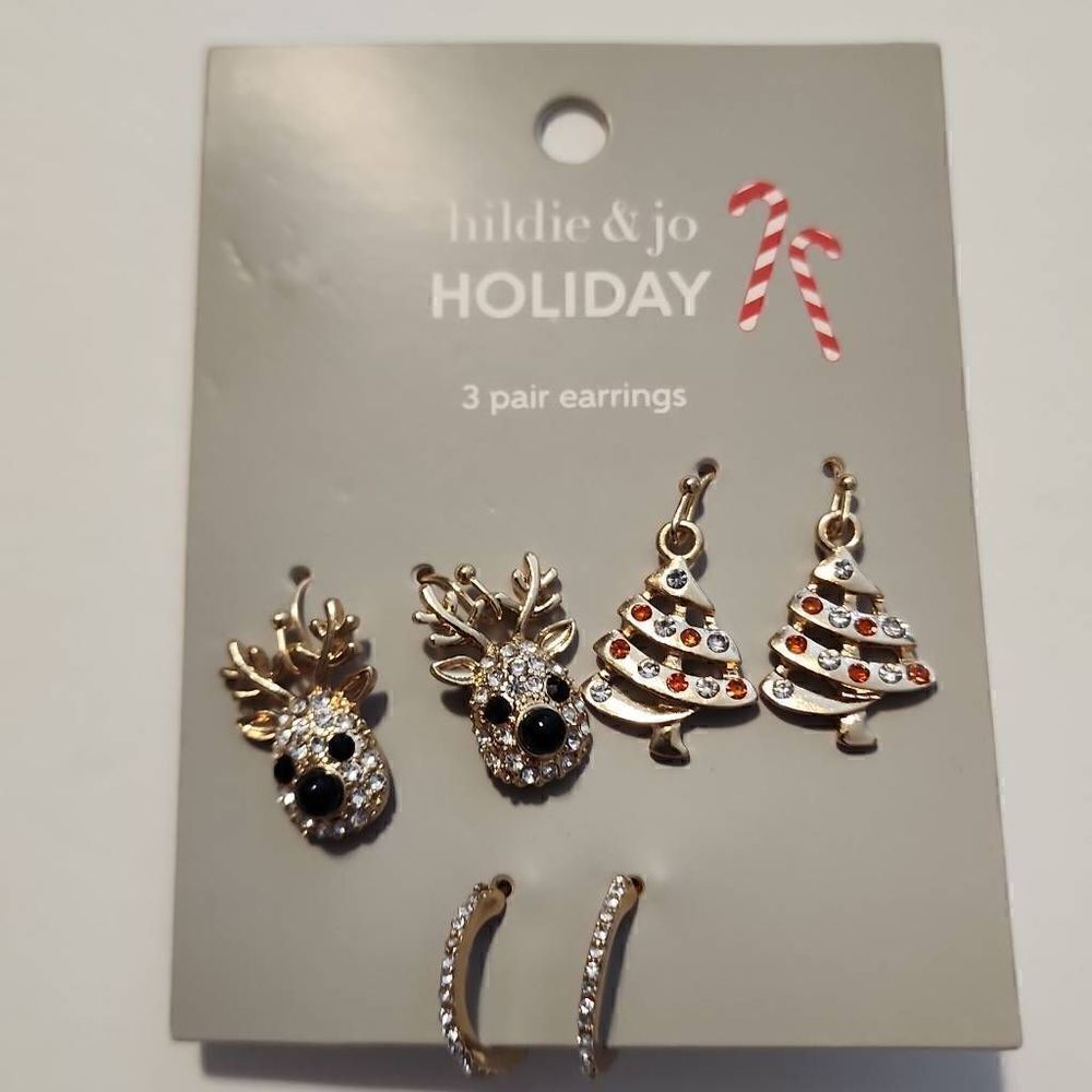 Hildie & jo Holiday Set of 3 Pairs of Earrings Goldstone NWT